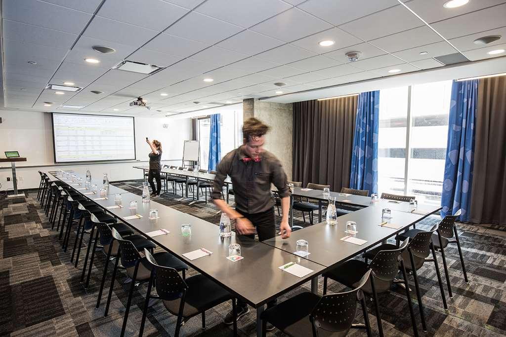 Alt Hotel Ottawa Downtown Съоръжения снимка