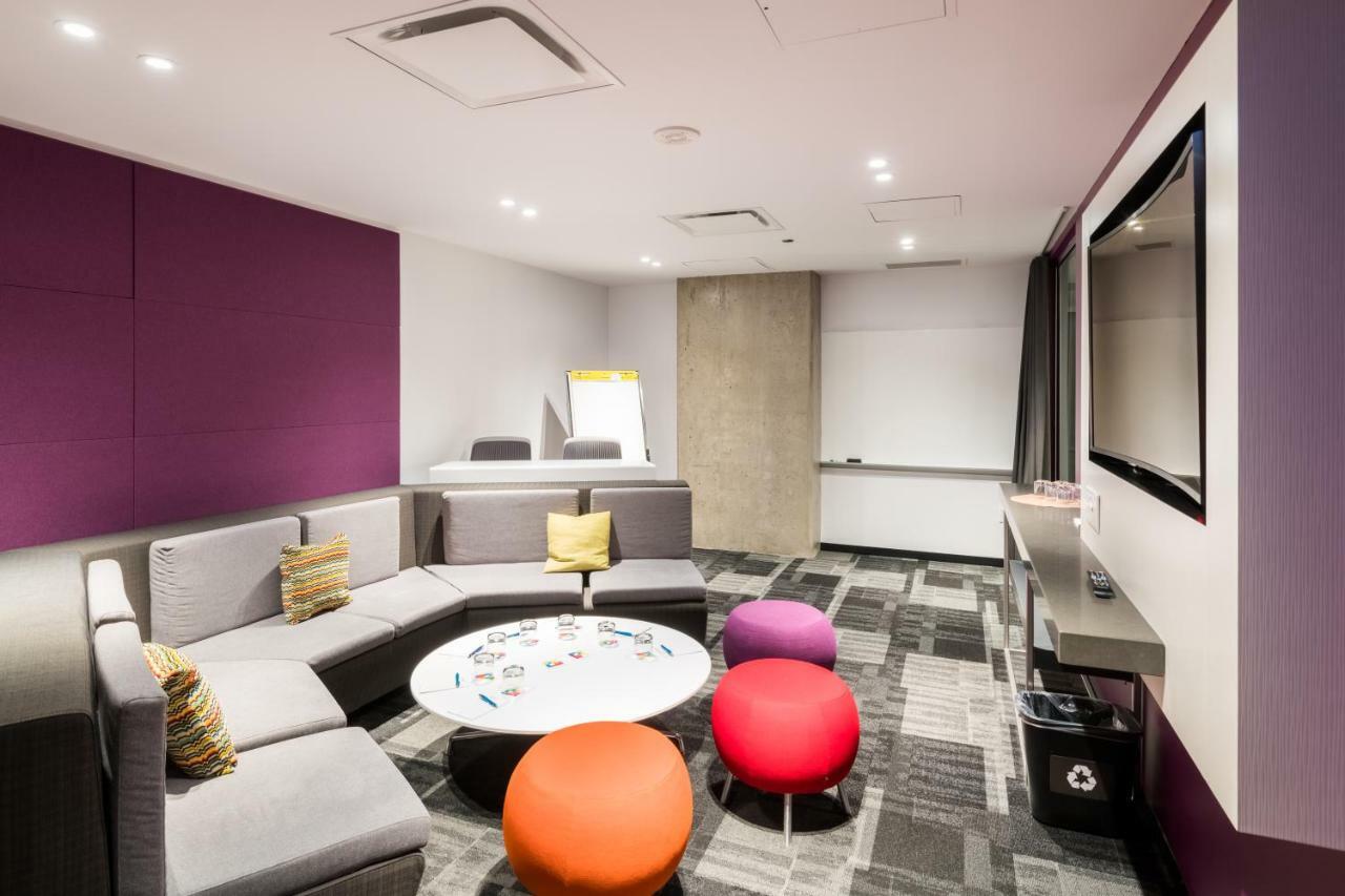 Alt Hotel Ottawa Downtown Екстериор снимка